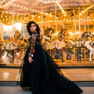 Bell Sleeve Top, Black long tulle skirt!❤️